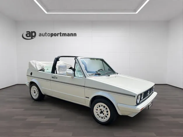 VW Golf I Cabriolet 1.8 White Special