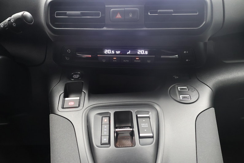 Vehicle image PEUGEOT RIFTER