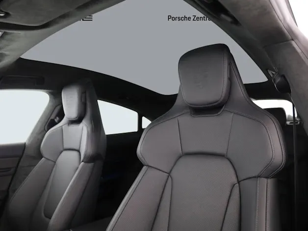 Porsche Taycan 4S