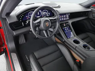 Porsche Taycan 4S Cross Turismo