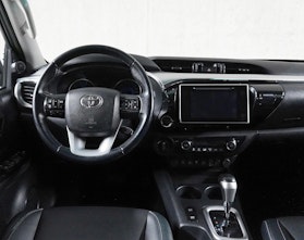 Vehicle image TOYOTA Hilux Double Cab.-Pick-up 2.4 D-4D 150 Luna