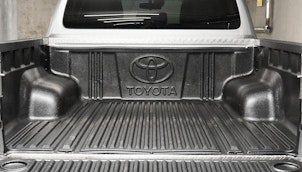 Vehicle image TOYOTA Hilux Double Cab.-Pick-up 2.4 D-4D 150 Luna