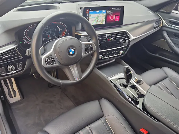 BMW 520d xDrive Touring M-Sport
