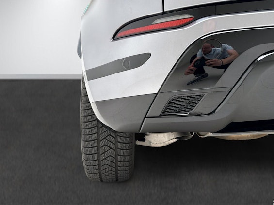 Vehicle image 8 Vehicle image 8