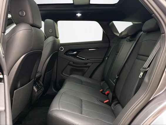 Vehicle image 14 Vehicle image 14