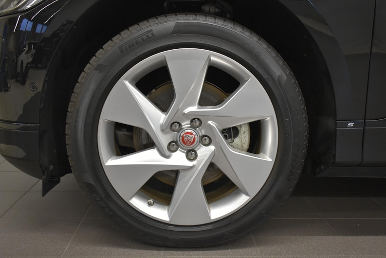 Vehicle image JAGUAR I-PACE