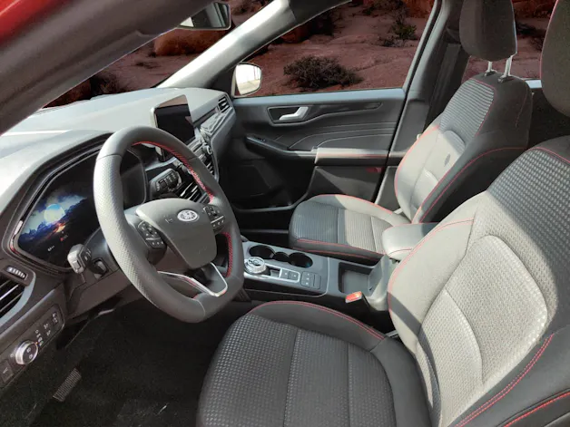 Ford Kuga 2.5 Hybrid ST-Line