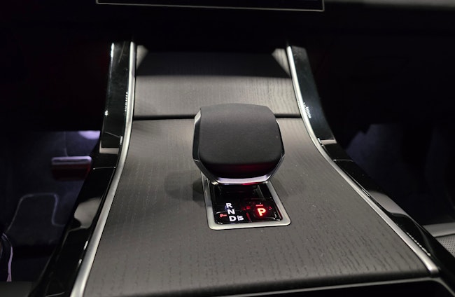 Vehicle image 14 Vehicle image 14