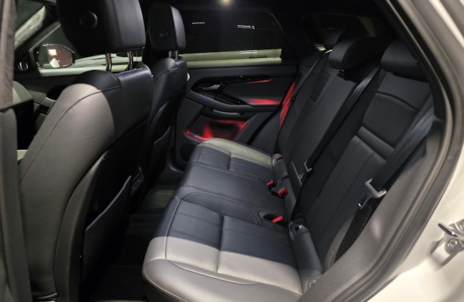 Vehicle image 4 Vehicle image 4