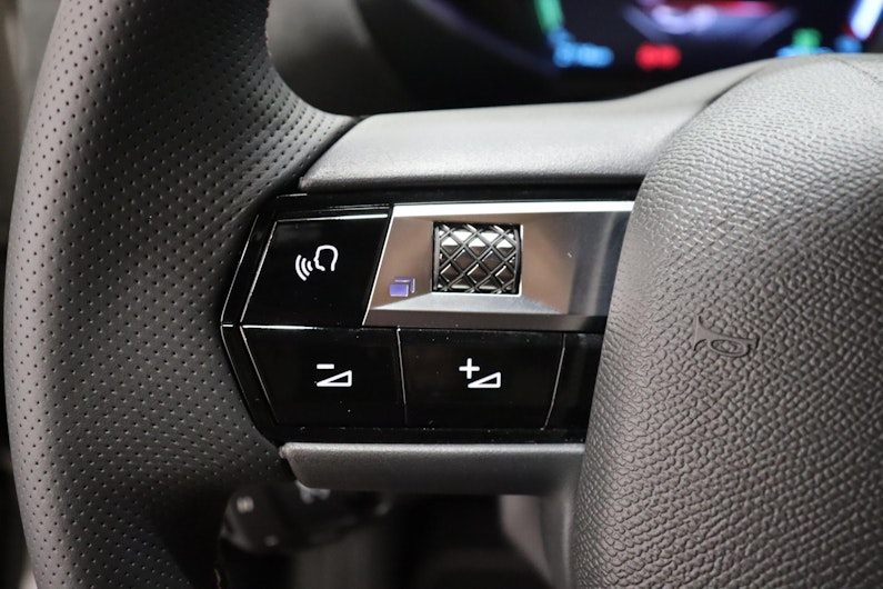 Vehicle image DS AUTOMOBILES DS3