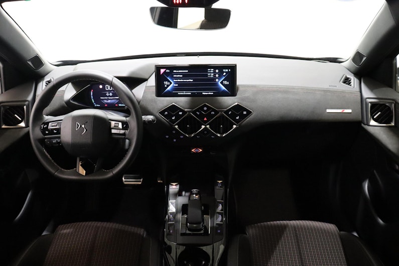 Vehicle image DS AUTOMOBILES DS3