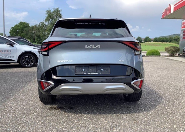 Vehicle image 6 Vehicle image 6