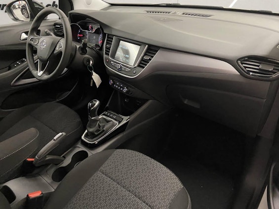 Vehicle image 9 Vehicle image 9