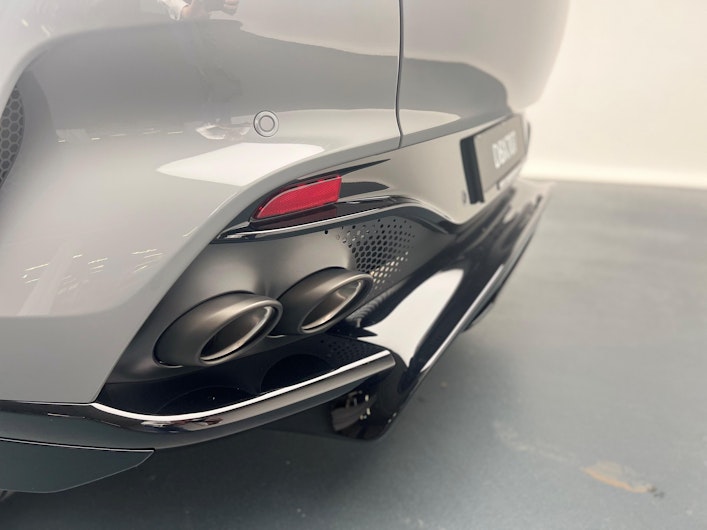 Vehicle image ASTON MARTIN DBX