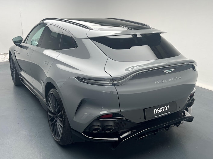 Vehicle image ASTON MARTIN DBX