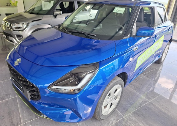 First vehicle image First vehicle image