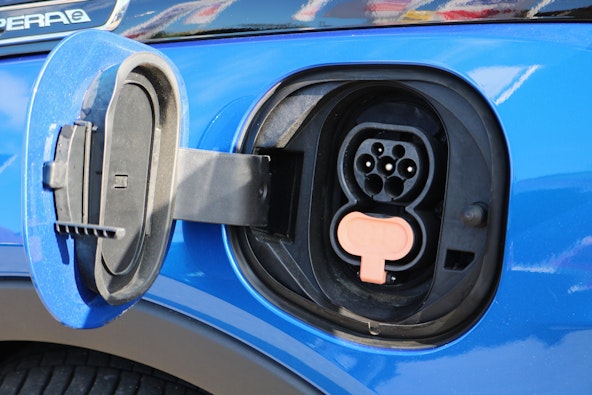 Vehicle image 14