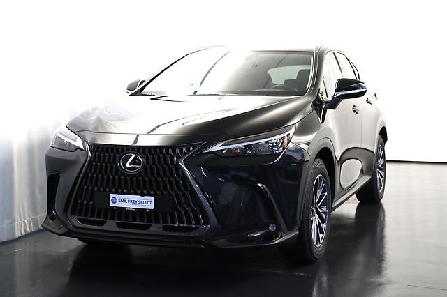 LEXUS NX 450h+ Comfort: Jetzt Probefahrt buchen!