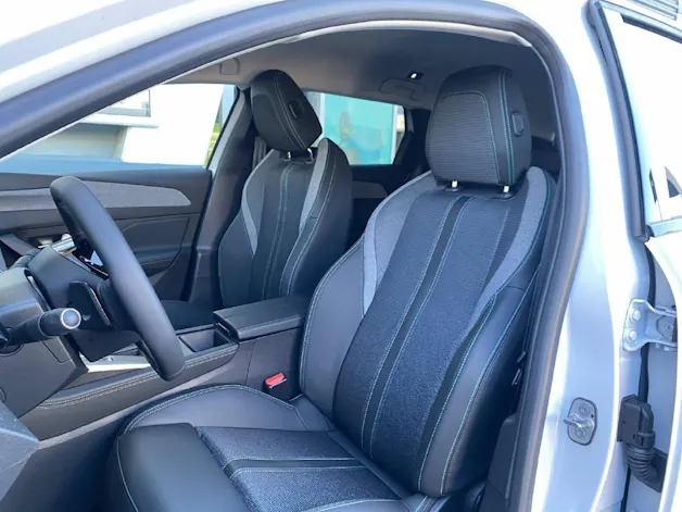 Peugeot 308 SW 1.6 PHEV 180 Allure