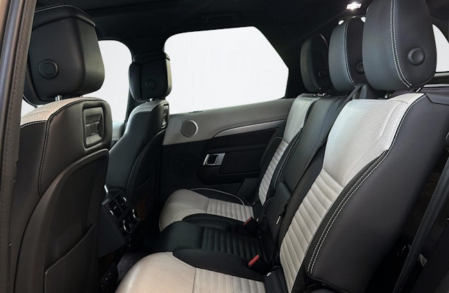 Vehicle image 10 Vehicle image 10