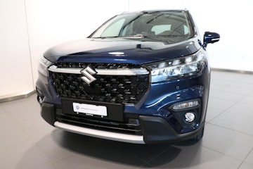 Vehicle image SUZUKI S-CROSS