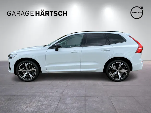 Volvo XC60 2.0 B5 MH Ultra Dark AWD
