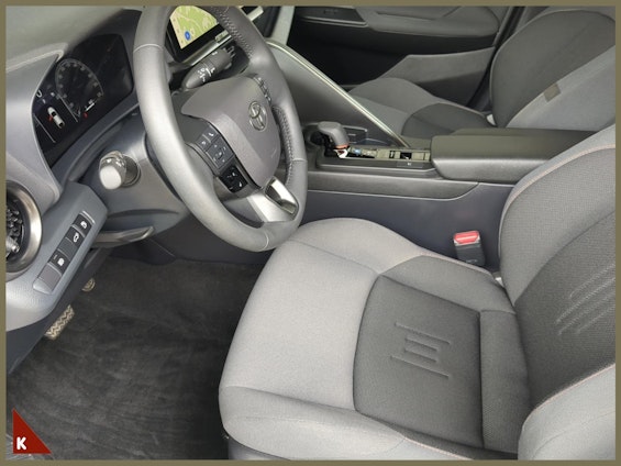 Vehicle image 8 Vehicle image 8