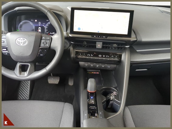 Vehicle image 13 Vehicle image 13