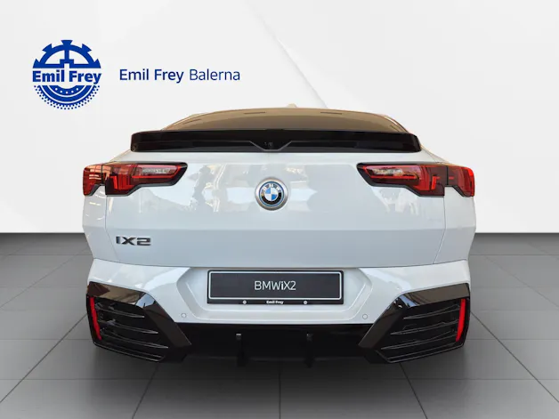 BMW iX2 xDrive 30