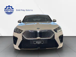 BMW iX2 xDrive 30