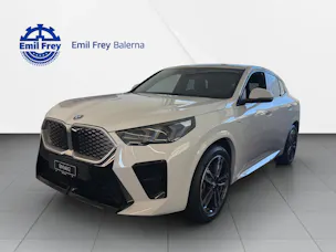 BMW iX2 xDrive 30