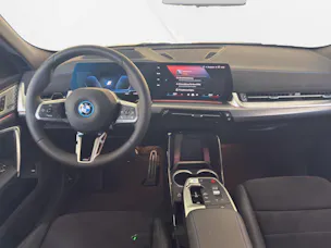 BMW iX2 xDrive 30