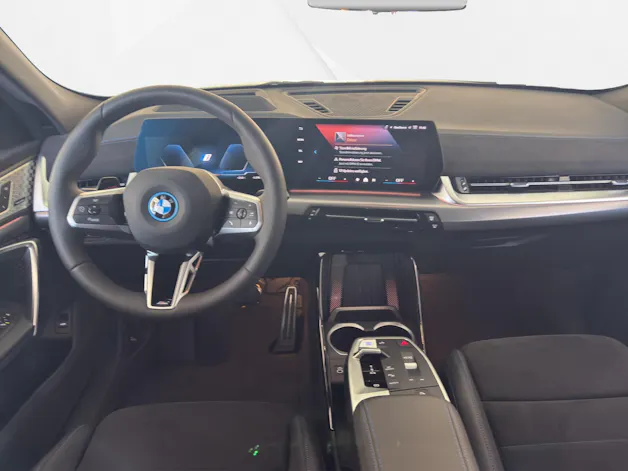 BMW iX2 xDrive 30