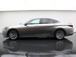 Vehicle image LEXUS ES0