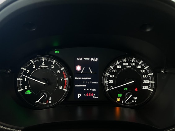 Vehicle image 4 Vehicle image 4