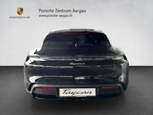 Porsche Taycan 4 Cross Turismo