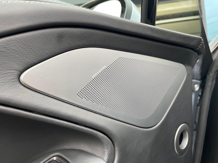 Vehicle image ASTON MARTIN V12 Vanquish