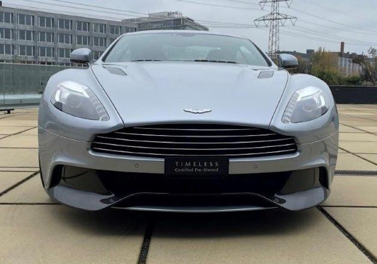 Vehicle image ASTON MARTIN V12 Vanquish