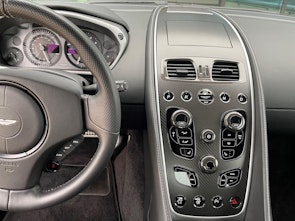 Vehicle image ASTON MARTIN Vanquish 6.0 V12