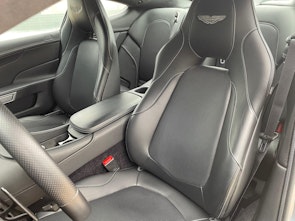 Vehicle image ASTON MARTIN Vanquish 6.0 V12