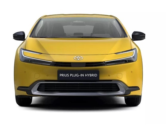 First vehicle image
