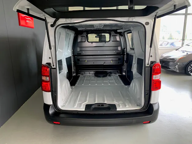 Toyota PROACE Van L1 50KWh Active