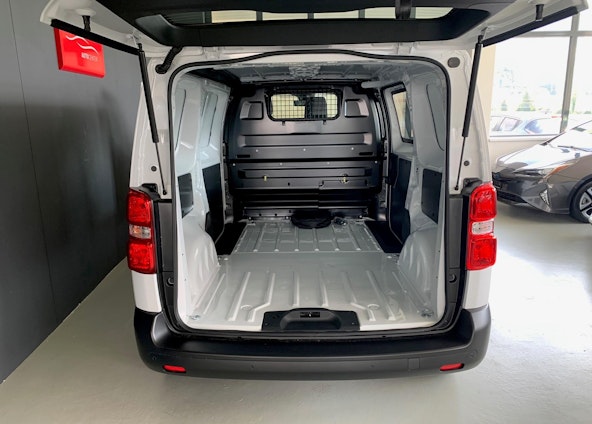 Vehicle image 11 Vehicle image 11