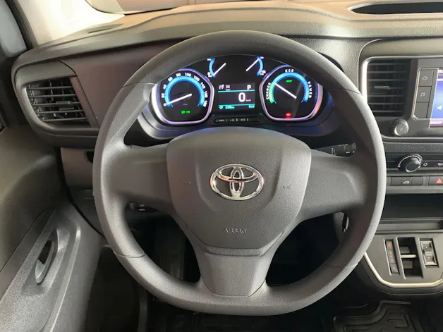 Toyota PROACE Van L1 50KWh Active