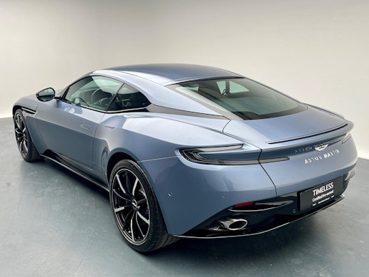 ASTON MARTIN DB11 Coupé 4.0 V8 Bi-Turbo 1