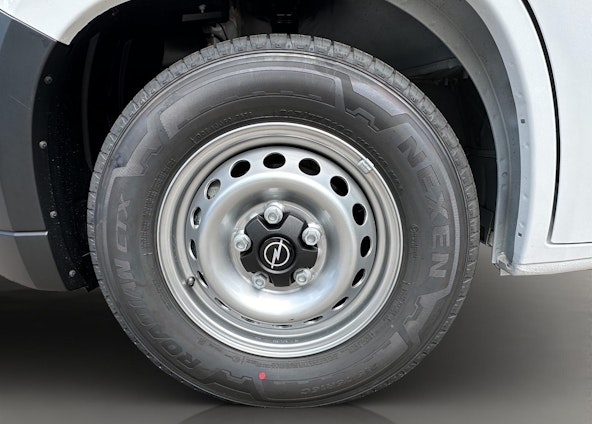 Vehicle image 12 Vehicle image 12