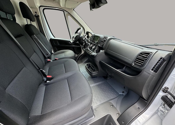 Vehicle image 11 Vehicle image 11