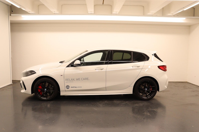 Vehicle image BMW 1 SERIES