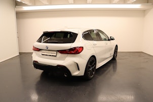 Vehicle image BMW 120d xDrive