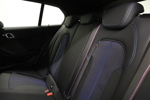 Vehicle image BMW 120d xDrive